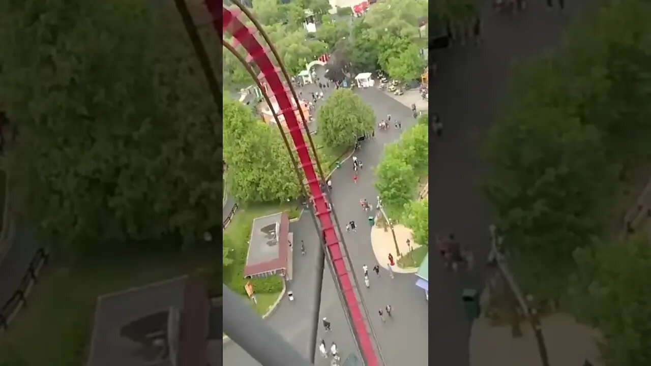 X-Flight Rollercoaster : Have you been on this wing coaster ? #summer , #fun , #rider