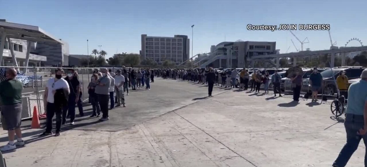 SNHD says tech issue caused long lines at vaccine site