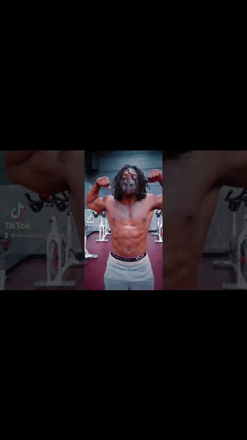 Kanye is down bad 👑