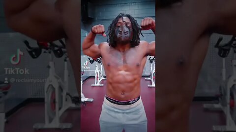 Kanye is down bad 👑