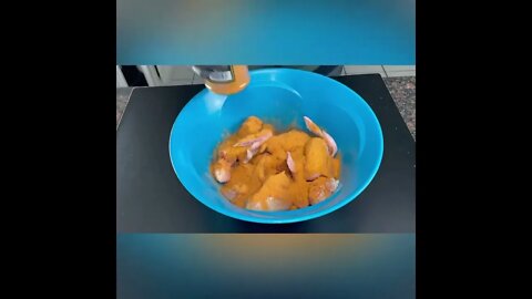 The best ever spicy fried chicken | @spicejamaica on IG 🌶🍗 #shorts