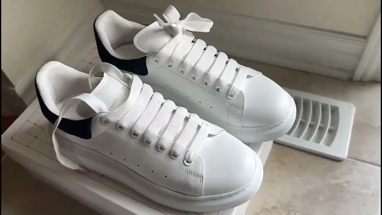 Alexander McQueen's Review (Clubkickz)