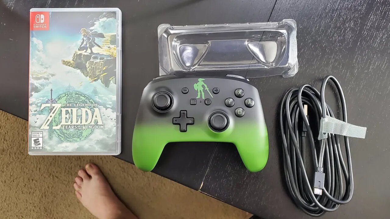 Unboxing Zelda Nintendo Switch Enhanced Wired Controller