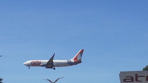 Boeing 737-800 PR-GTQ na aproximação final antes de pousar em Manaus vindo de Fortaleza 26032021