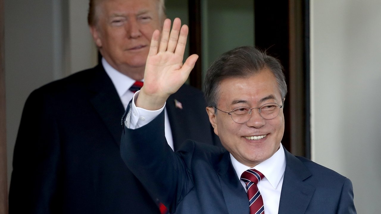 US Approves Arms Sales To South Korea