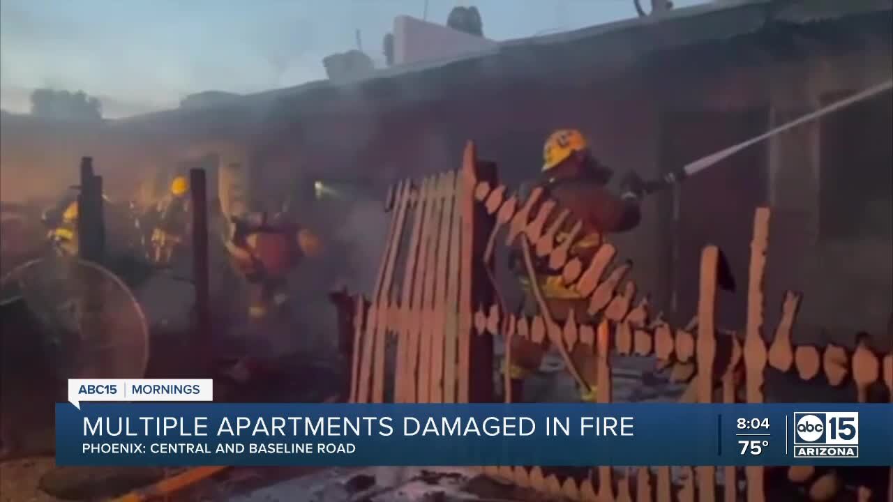 Phoenix firefighter hurt battling apartment fire Saturday