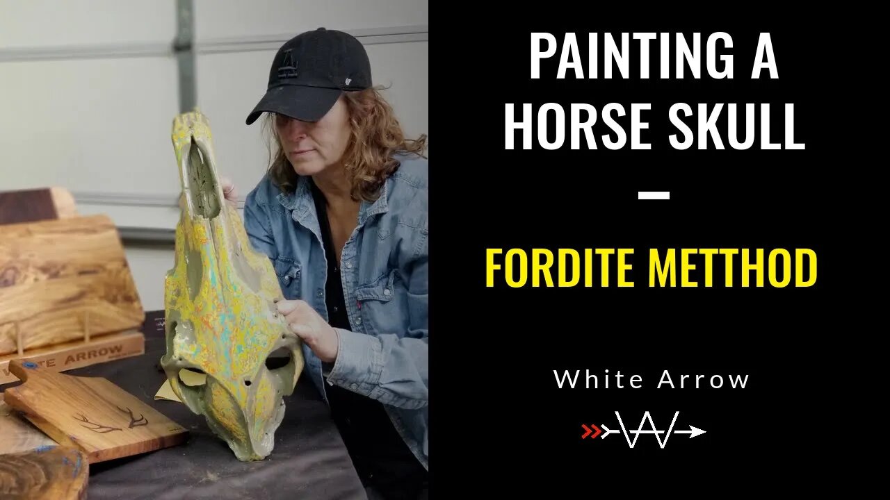 Painting horse skulls using the Fordite Method| Unique Art