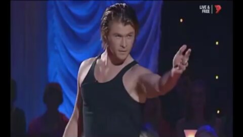 Chris Hemsworth "DancingWithTheStars -SMOOTH