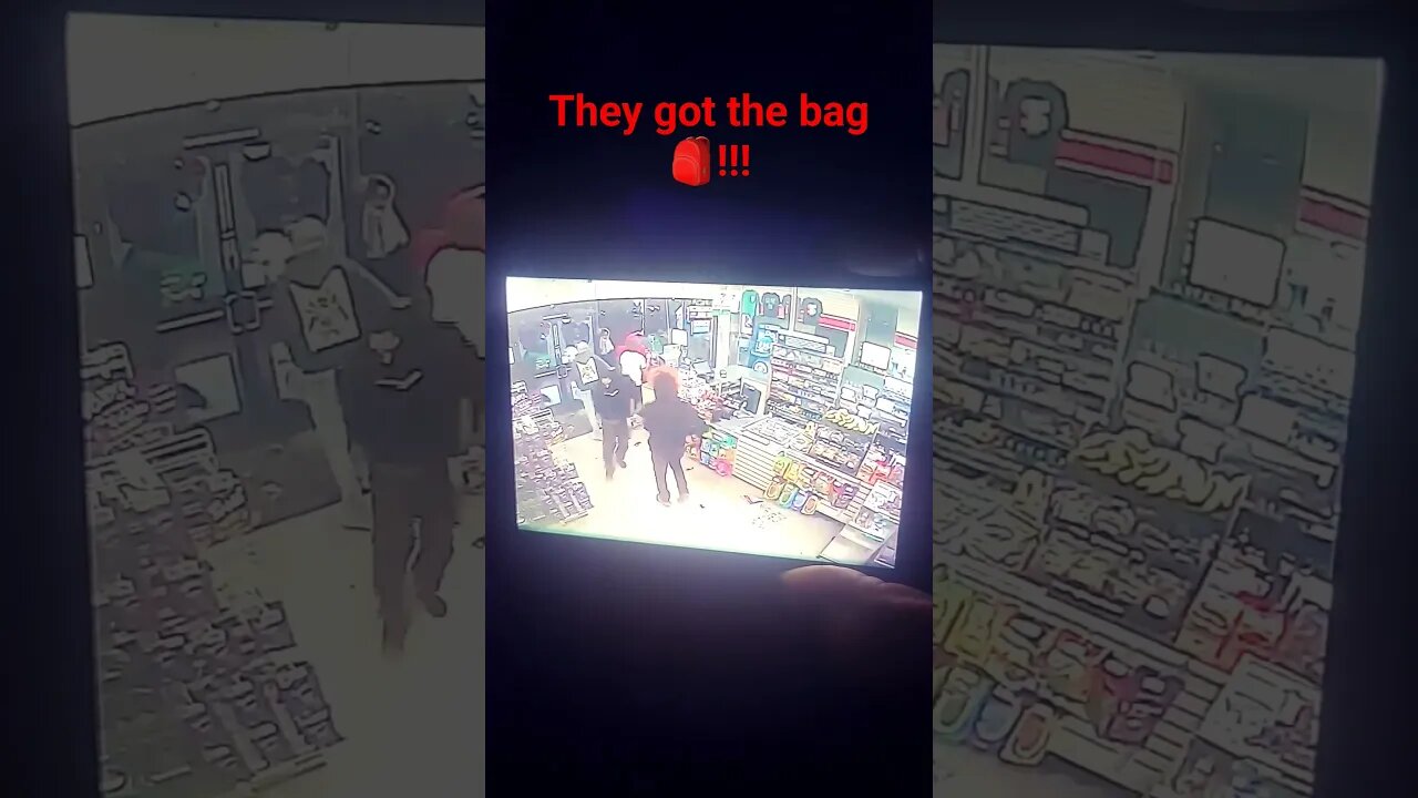 The 7-Eleven store in Sac Town has just been robbed after a street show!!!
