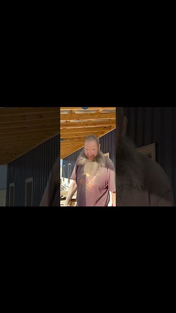 ￼ spray painting #hedgehogshomestead #GracomagnumX7