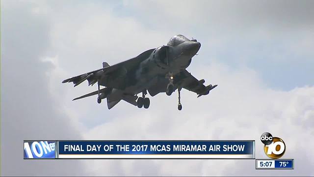 One man stayed to the end of the air show to capture all he could