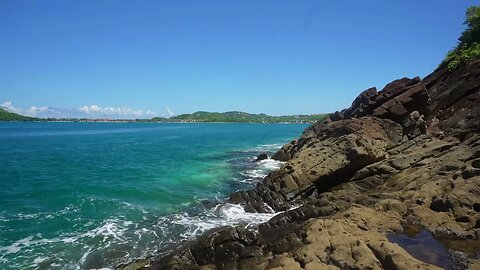 The Breathtaking Ambiance Of The Caribbean Sea Washing Up On Rocks - Ocean Waves Sounds