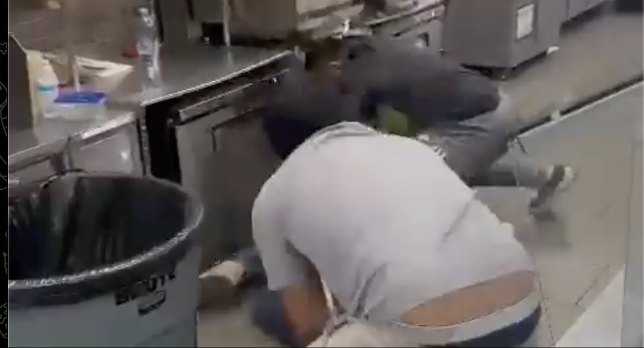 MUST WATCH: NYC bodega workers FIGHT BACK and BEAT DOWN looter