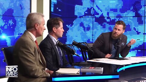 WAR ROOM (Full Show) Friday - 5/20/22