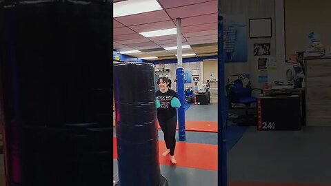 Are you bored with your workout? Try this! #fitnesskickboxing #weightlossworkout #bochnerstudio