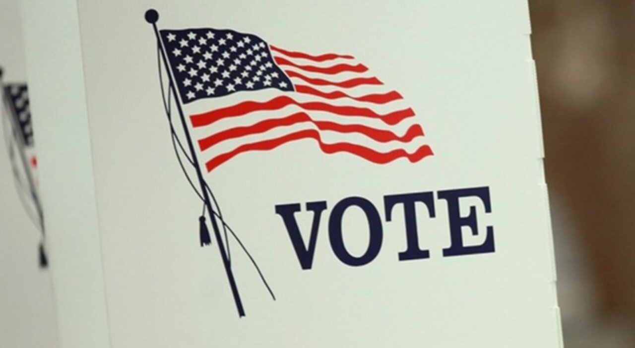 Politicians court Hispanic voters in Florida ahead of 2020 election