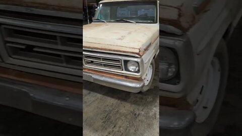 Cruising the F100 to Goliad for Market days. #justdriveit #1972fordf100 #390fe #guatefriendscoffee