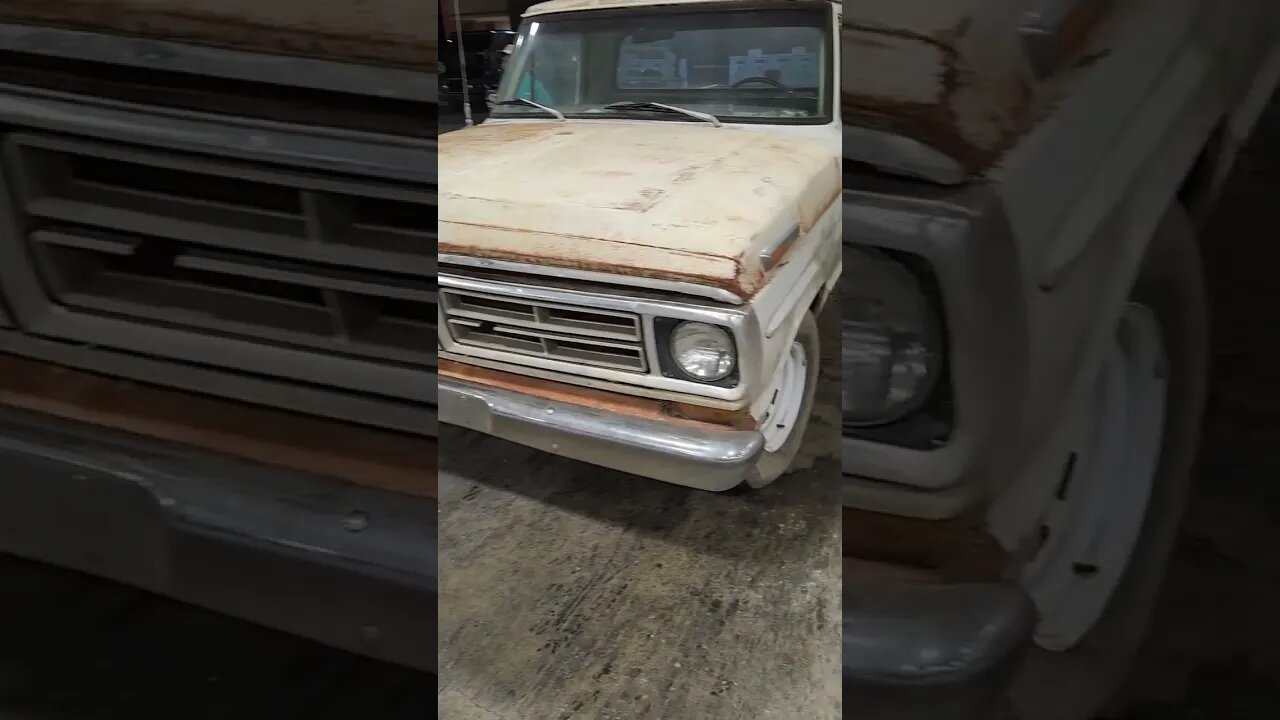 Cruising the F100 to Goliad for Market days. #justdriveit #1972fordf100 #390fe #guatefriendscoffee