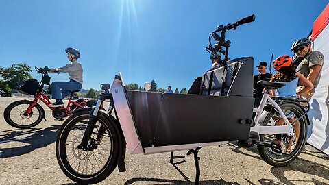 E-Bikes & Self-Propelled Electric Trailer! | Electrify Expo 2023