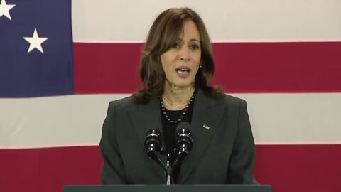 Barefaced Kamala Harris Poses For Photos With Masked School Children