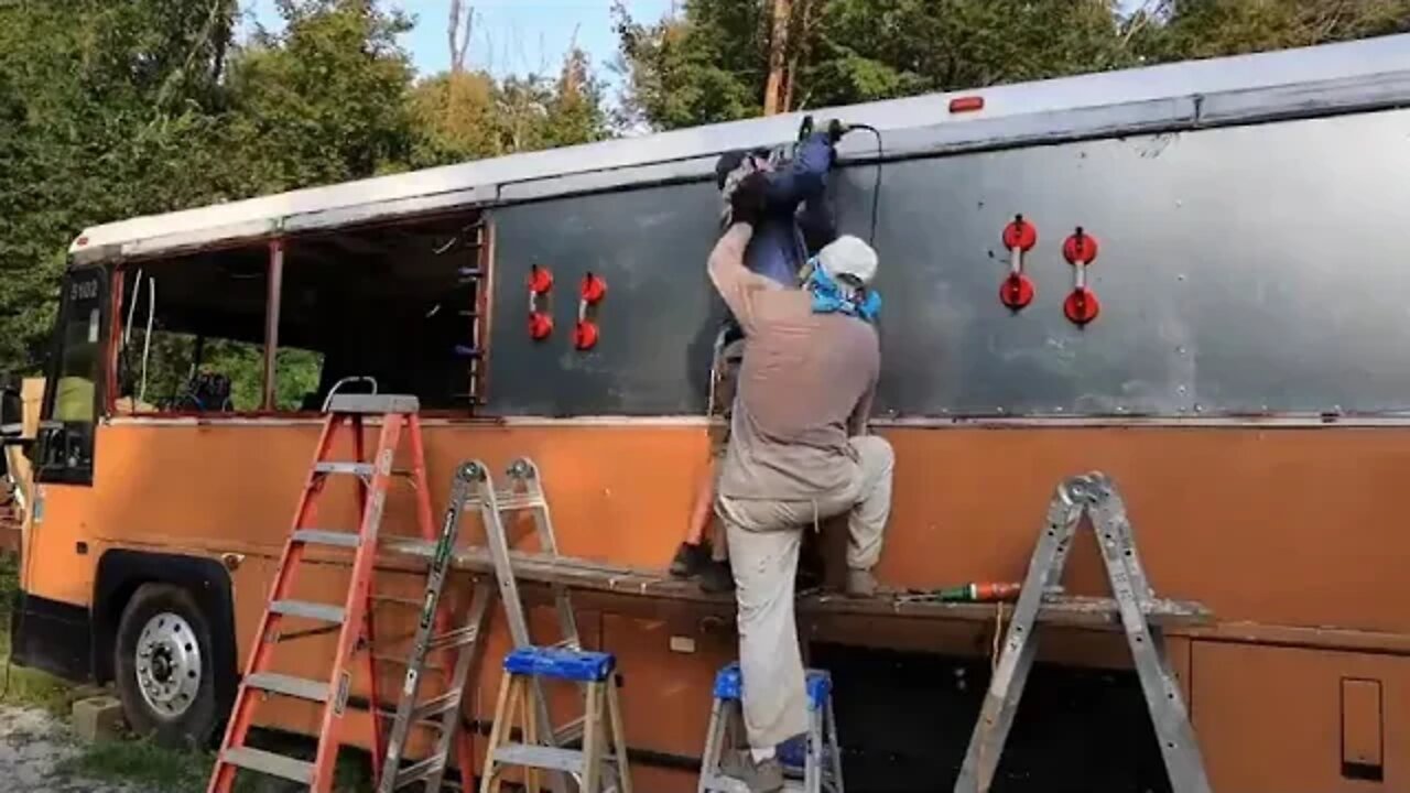 5 BEAUTIFUL TINY HOME Bus Conversion TIME LAPSE Start to Finish