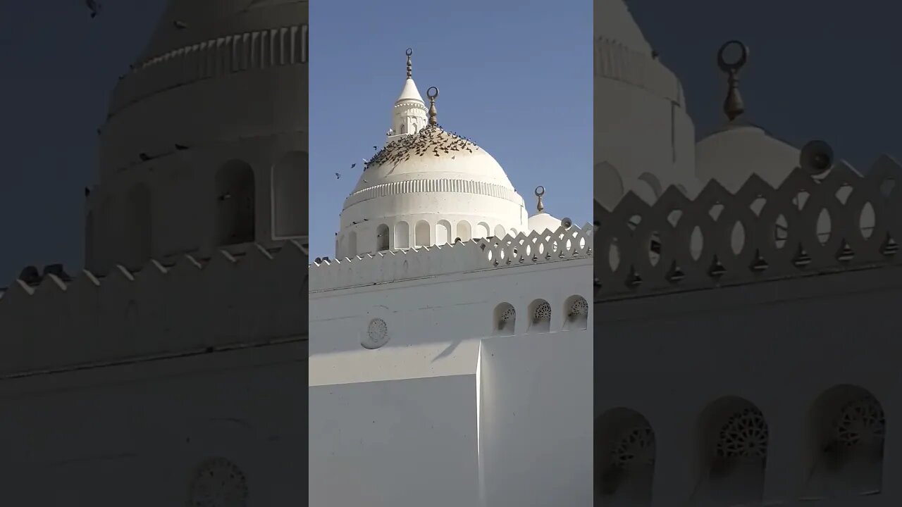 Qiblatain Mosque: Among the three earliest mosques along with Quba Mosque and Al-Masjid Al-Nabawi.