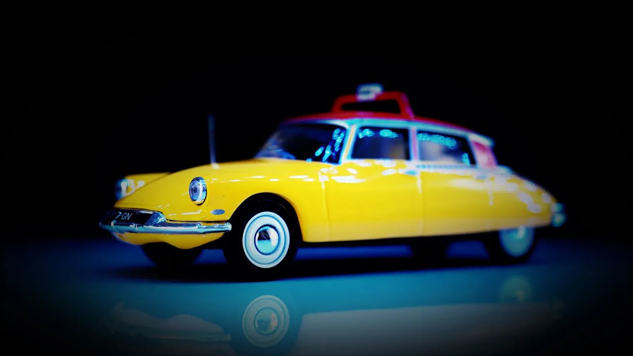 Citroen DS 19 Amsterdam Taxi - Altaya 1/43 - 2 MINUTES REVIEW