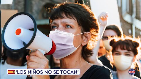 🇪🇸 «Los niños no se tocan» - Manifestación por la Verdad y la Libertad en Madrid (14 agosto 2021)