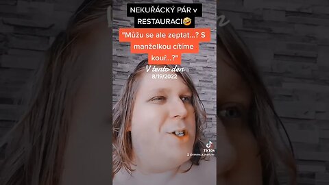 NEKUŘÁCKÝ PÁR v RESTAURACI 🤣 #funny #shorts