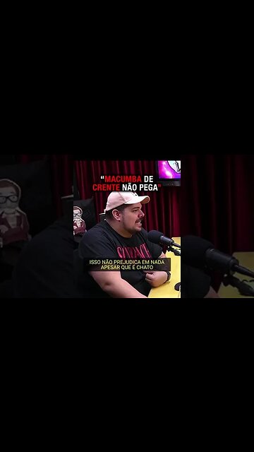 "VEJO EVANGÉLICO DESEJANDO A MORTE DA MINHA FAMÍLIA" com Paxtorzão | Planeta Podcast #shorts