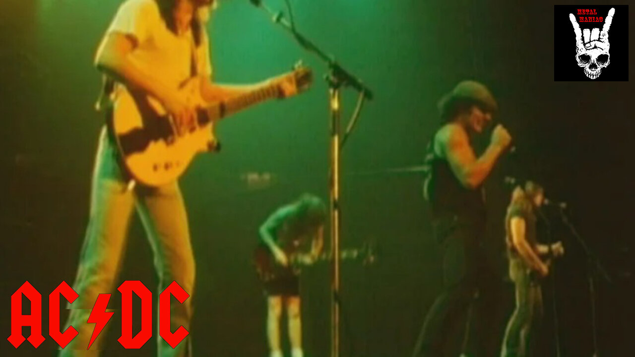 AC/DC - Dirty Deeds Done Dirt Cheap (Live @ Joe Louis Arena 1983)