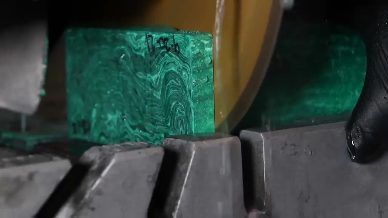 Making a GOLD and Malachite Ring