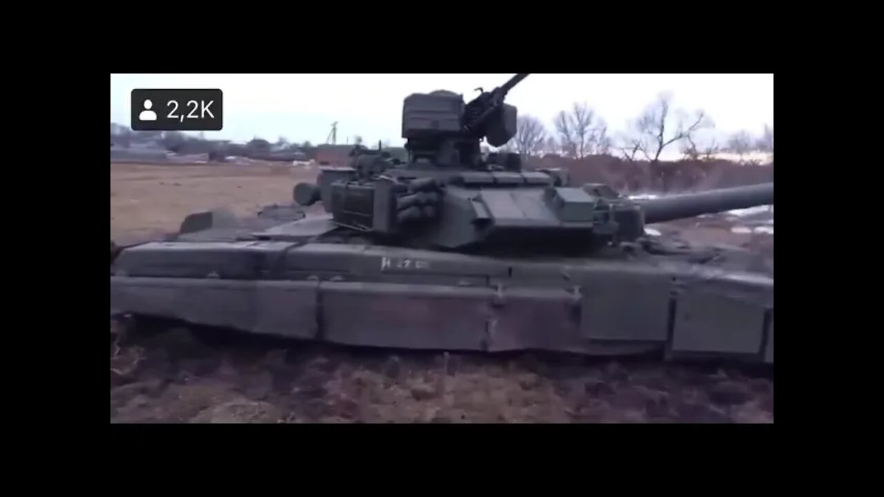 ★★★ Russian Tanks Abandoned in the Mud