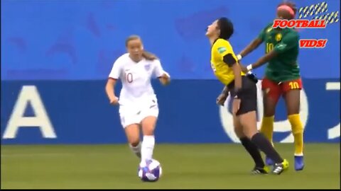 Funny Football WOMEN MOMENTS!