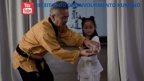 KARATÊ | DESENVOLVIMENTO HUMANO | ARTES MARCIAIS | FILOSOFIA DE ENSINAMENTOS | AJUDAR AS PESSOAS