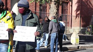 South Africa - Cape Town - Polile Toilet Protest (videos) (aBh)