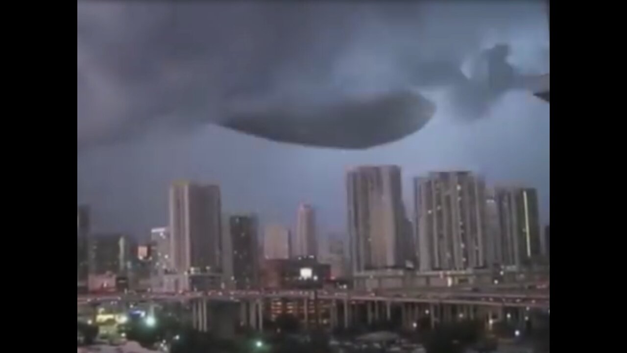 Mothership Drops UFOs over Florida