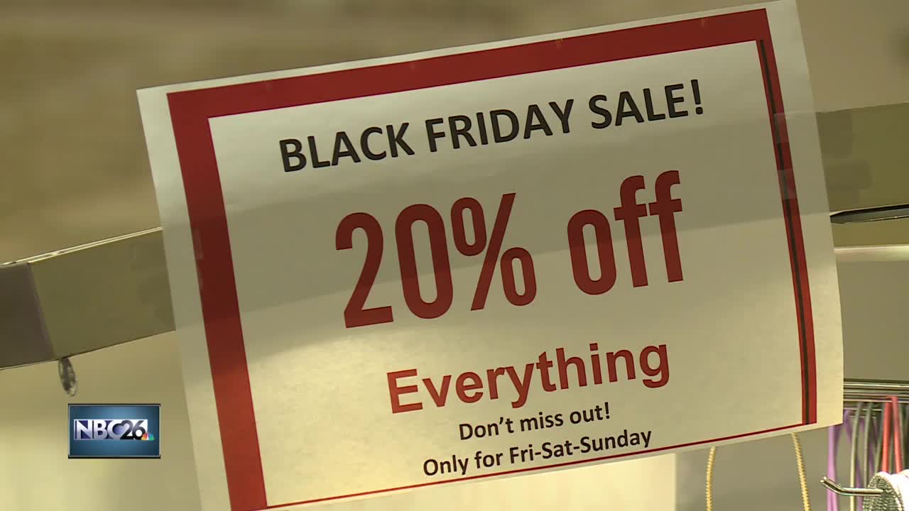 Shoppers get an early start on holiday rush