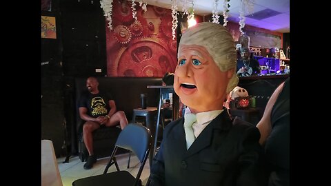 Bill Clinton Getting Heckled @ Grumpy's Underground Orlando (August 12, 2024)