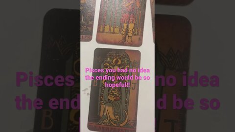 ♓️ Pisces |Perspective is everything #tarot #shorts #pisces