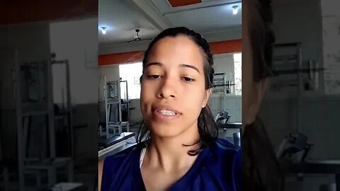ACADEMIA FAZ MULHER PERDER P3IT0? #shorts