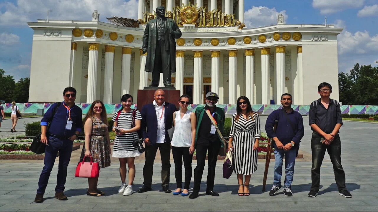 RUSSIA -Moscow - International journalism: 3rd Social Innovations Conference (Video) (Dt7)