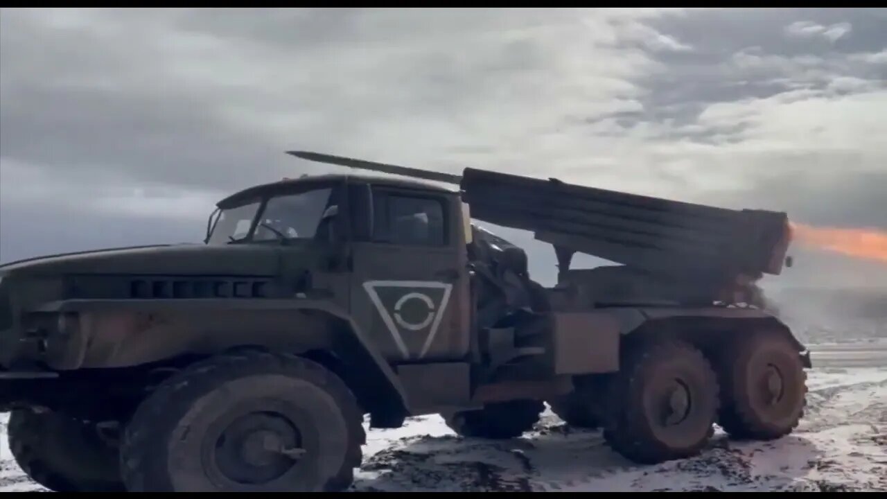 Reactive group "O" support the infantry offensive near Svatovo.