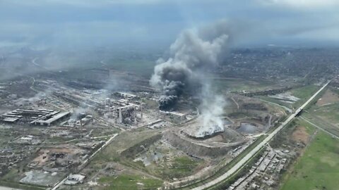 Aftermath of today's airstrikes at Azovstal with something heavy