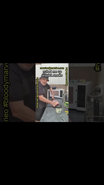 maurieo #shorts NUKED UP A QUICK SMOKO