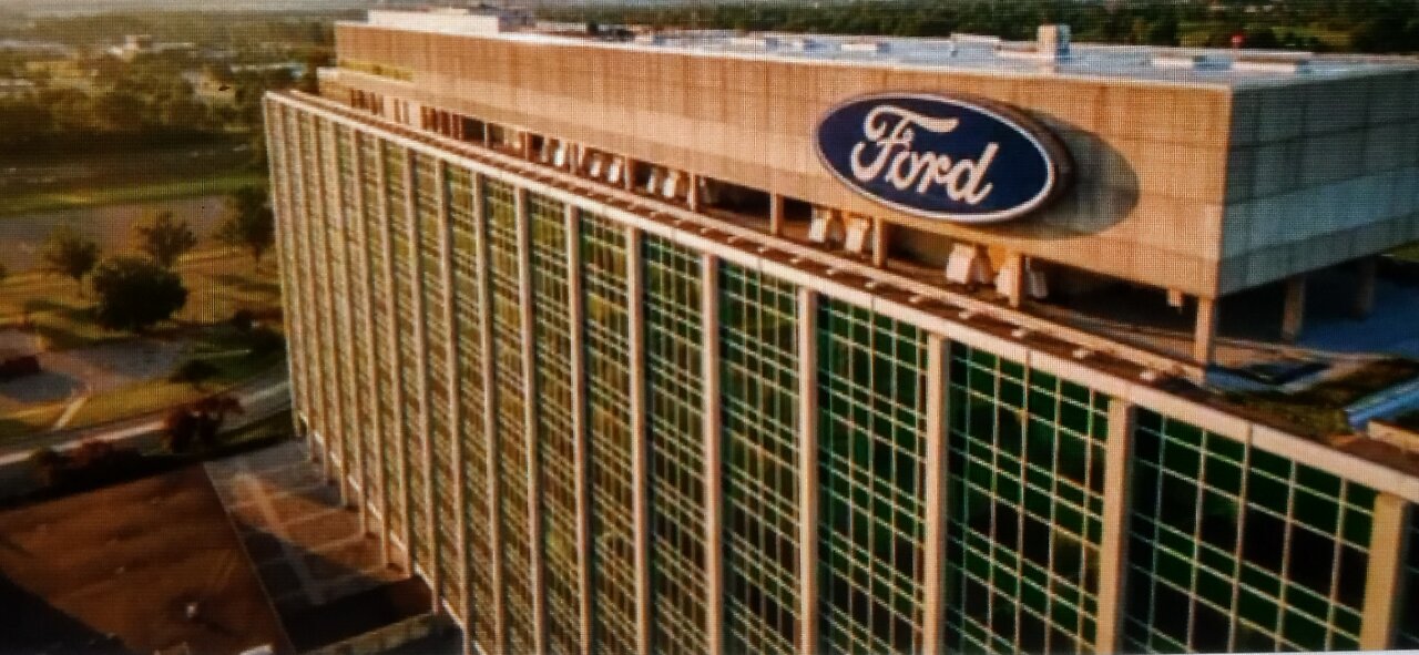 Ford in big trouble can't get parts to build new cars it's not just chips.