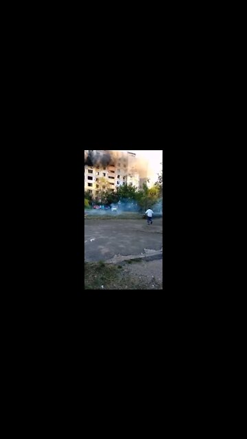 A civilian building reportedly shelled in Alchevsk, LPR