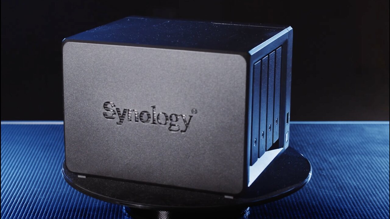 Building Our Synology NAS - Synology DS918+ RAM, SSD and HD Install