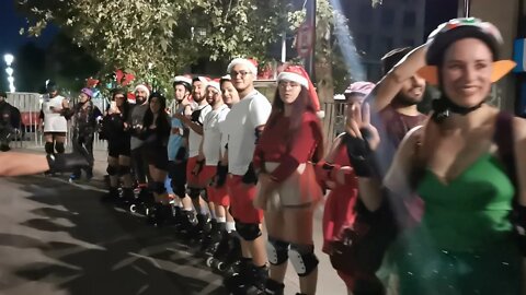 Patinando ⛸💨🌟Ruta Navideña 2021🌟Circulo Final Con Todos 📍 Paseo Bulnes 🌎 Santiago Chile 📅 18.12.2021