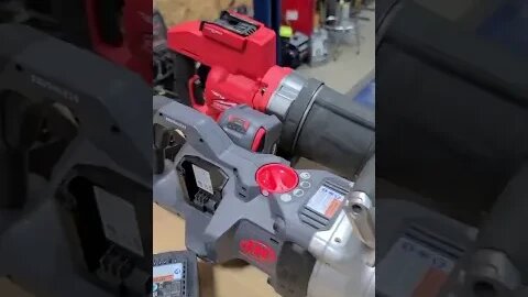 1" Battery Powered Impact Wrench Quality Ingersoll Rand Vs Milwaukee Tool #shorts